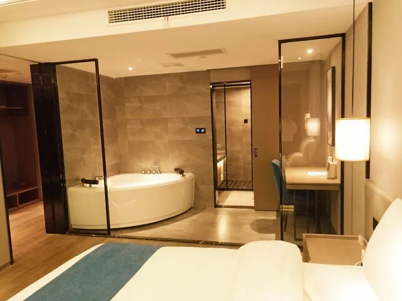 Greentree Eastern Changge Yiwu City Hotel Xuchang 3*,  Chine